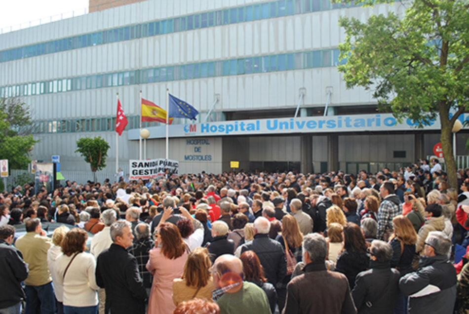 SATSE y un millar de ciudadanos reclaman mantener las plantillas y especialidades del Hospital de Móstoles