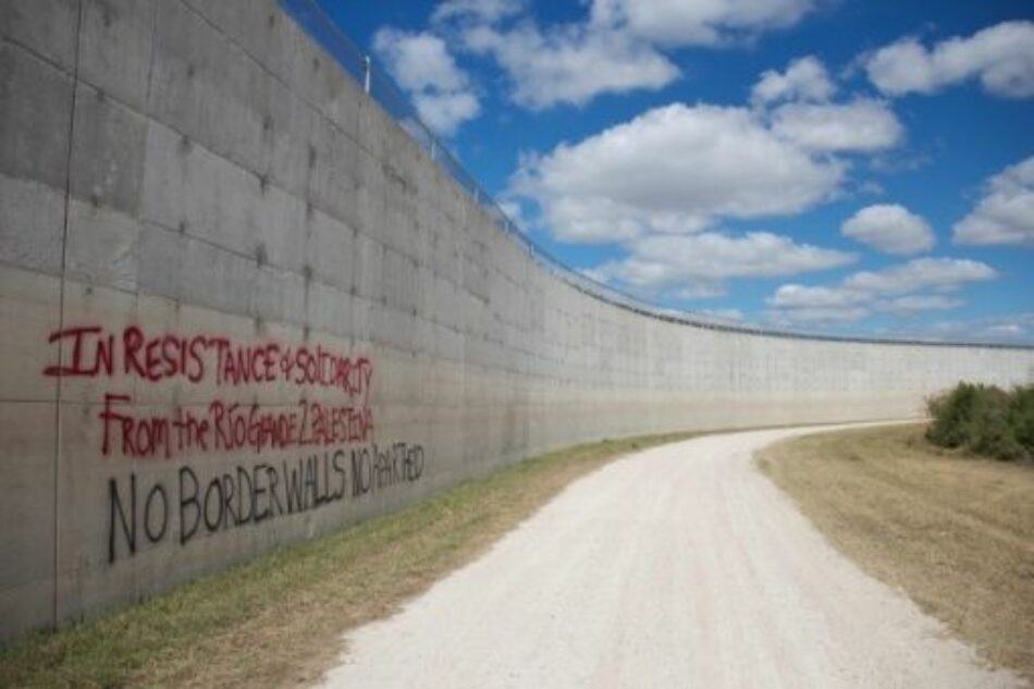 Interponen primera demanda federal contra el muro de Trump