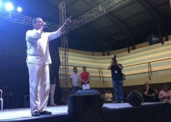 “Ya basta, acepten la derrota”, insta presidente Correa a la oposición ecuatoriana