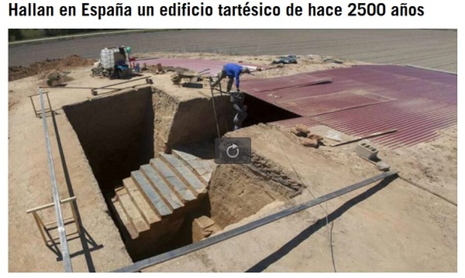 Descubierta una escalinata monumental en el yacimiento tartésico de «Turuñuelo» en Badajoz