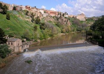 Las organizaciones ecologistas presentan en el Congreso su hoja de ruta medioambiental para 2017