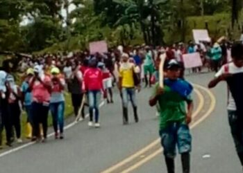 Denuncian represión policial en Tumaco, Colombia