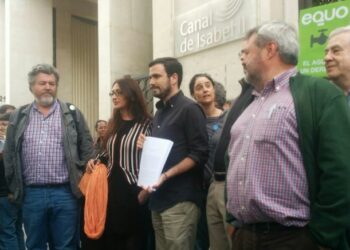 Colectivos vecinales, sociales y políticos se querellan contra Aguirre y otros políticos del PP por el desfalco del Canal