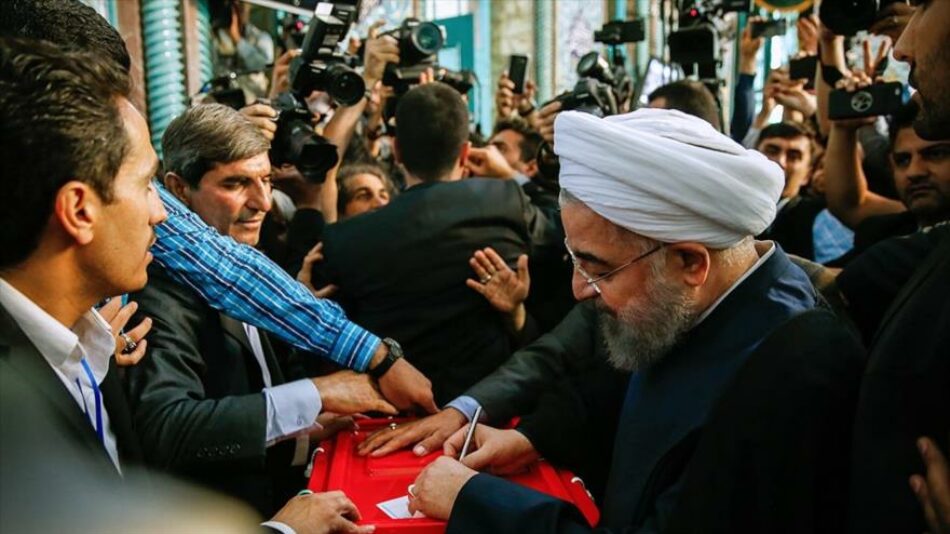 Rohani: Participación masiva del pueblo refuerza poderío nacional