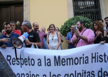Carta remitida a la alcaldesa de Jerez resumiendo la situación de la memoria democrática en la ciudad