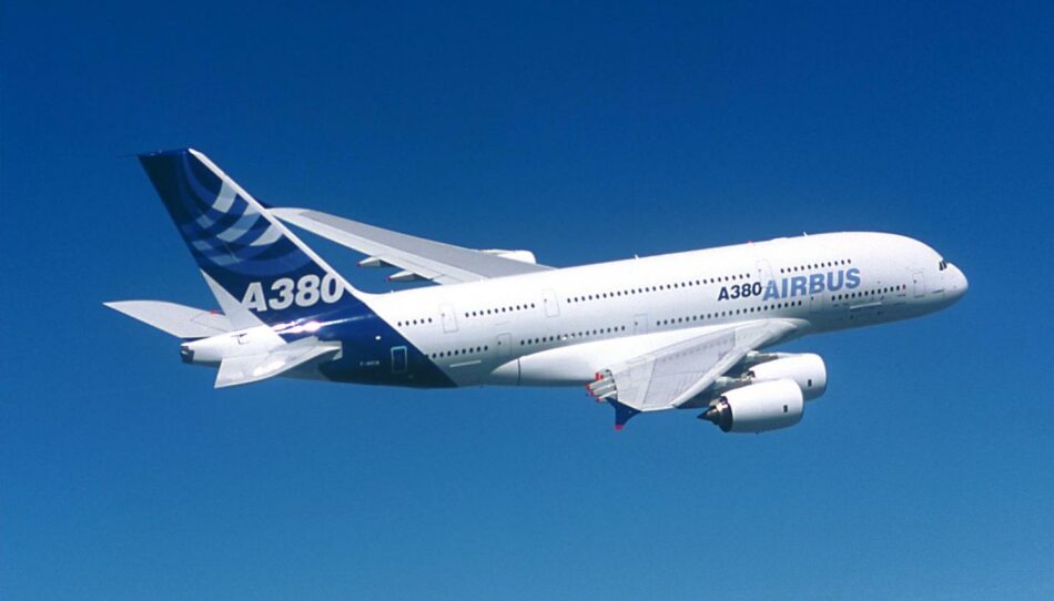 «Airbus despide y sanciona»