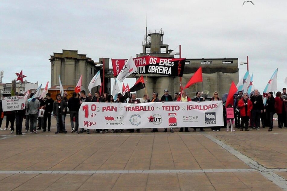 Una de las tres manifestaciones de 1º de Mayo en Vigo finaliza en la acampada de la pobreza