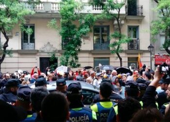 Pronunciamiento de la UJCE ante los actos violentos de la oposición venezolana en España