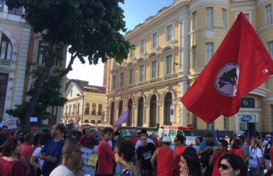 Por “Elecciones Directas Ya” y la renuncia de Temer, hubo diversas manifestaciones en todo el país / Preparan la “ocupación” de Brasilia