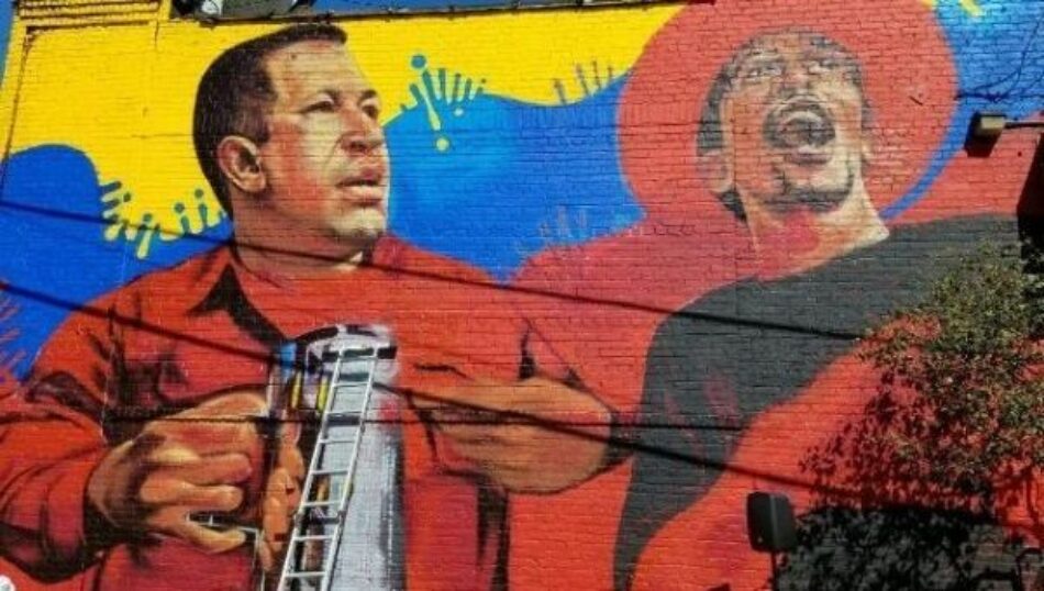 Rescatan mural de Chávez en el Bronx dañado por violentos