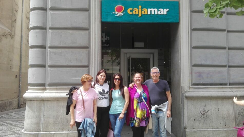 Ocupación de la oficina bancaria de Cajamar en la Gran Vía de Granada