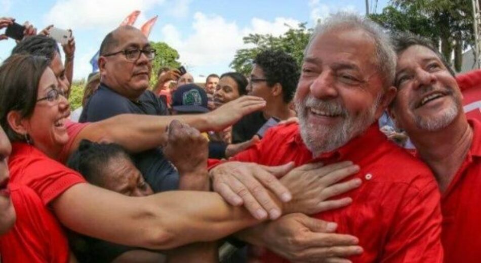 Lula suma apoyo popular para presidenciales de 2018 en Brasil