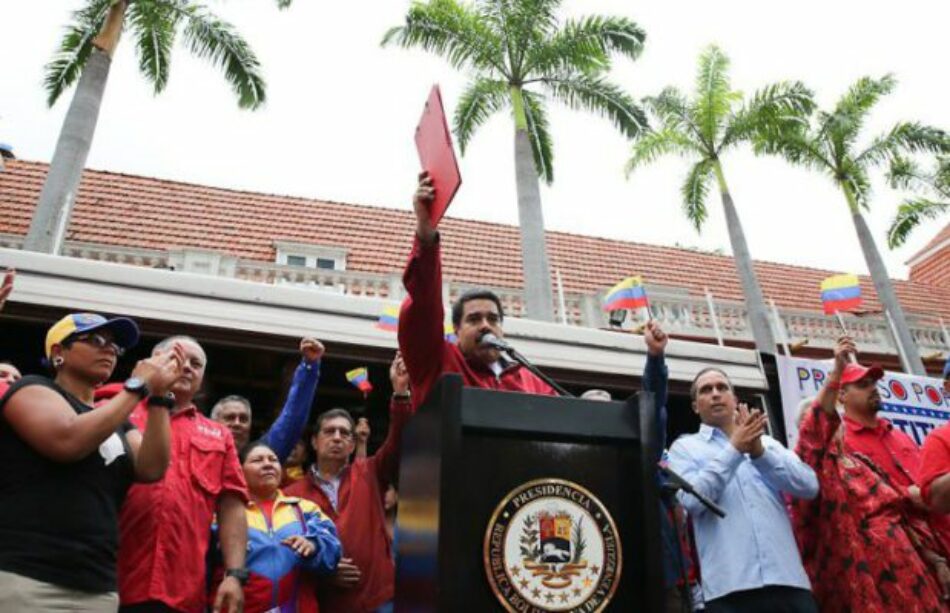 Una multitud se lanzó a la calle junto a Maduro quien anunció las bases comiciales para la Asamblea Nacional Constituyente en Venezuela