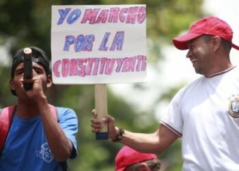 Movimientos sociales en Venezuela marchan por la Constituyente