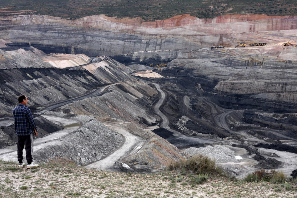 «La moción del PSOE hoy en Senado para impulsar minería carbón es contraria a la legislación europea»