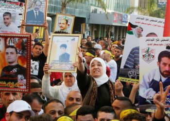 ONU insta a solucionar huelga de hambre de presos palestinos en Israel