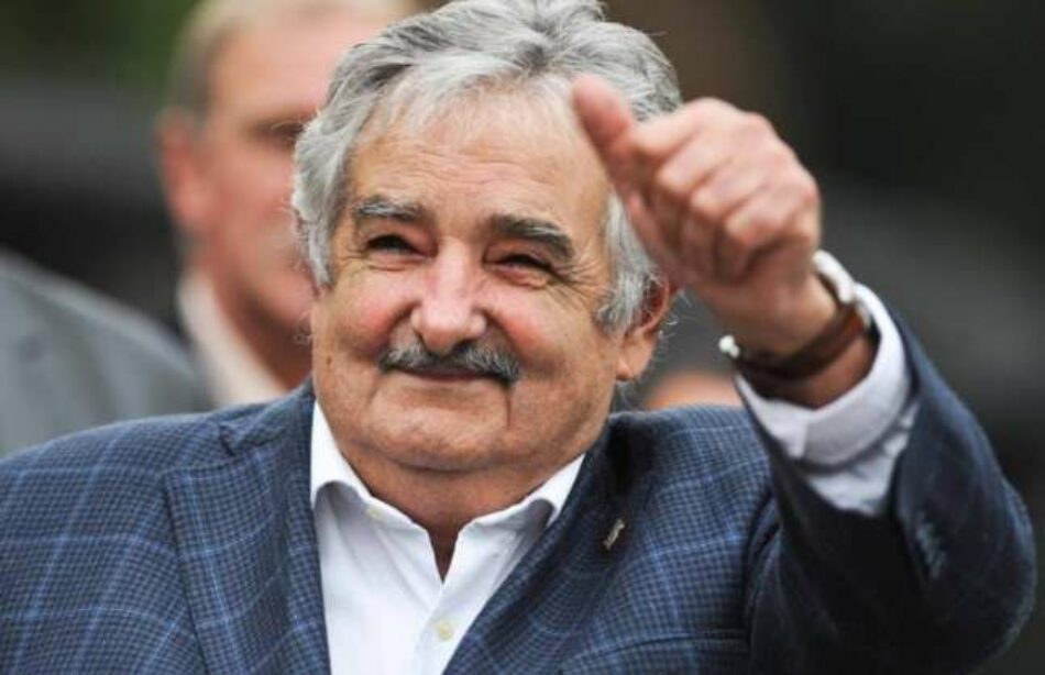Mujica: acciones irracionales de la derecha ponen en peligro a Venezuela