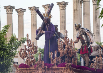 Ganemos Córdoba rechaza aumentar más la aportación económica destinada a la Semana Santa