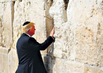 Trump visitó el Muro de los Lamentos y proclamó su apoyo incondicional a Israel y redobló ataques a Irán