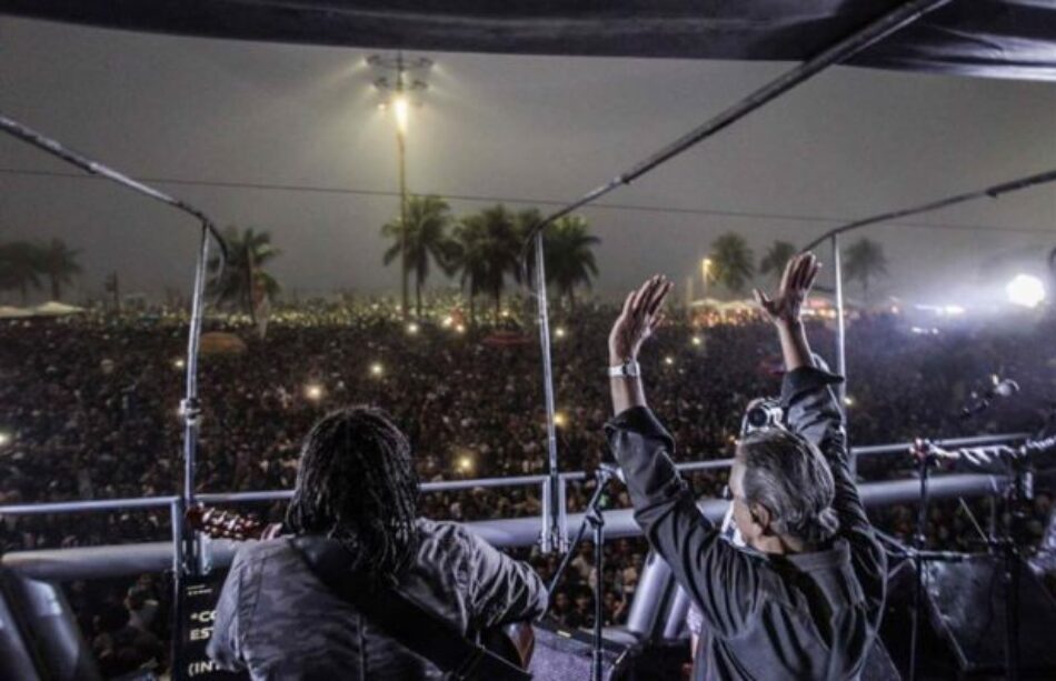 Brasil: 150 mil personas desbordaron la enorme playa de Copacabana en acto histórico por Elecciones Directas Ya!