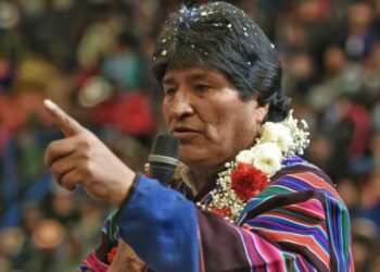 Morales a Piñera: Un jefe indígena jamás callará ante oligarquías