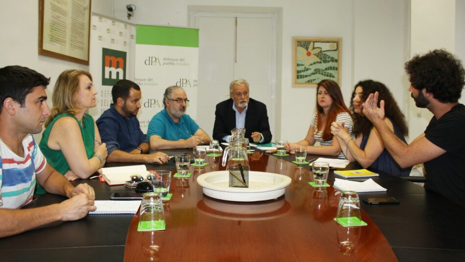El Defensor del Pueblo Andaluz se interesa por el desalojo de concejales y trabajadores en el Ayuntamiento