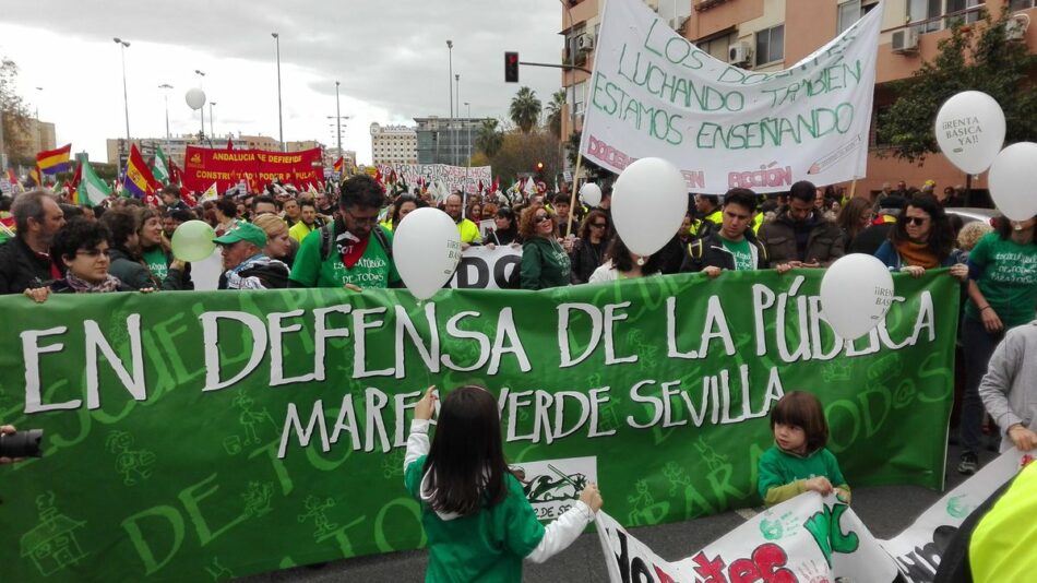 La Marea Verde de Sevilla contra las reválidas de la LOMCE