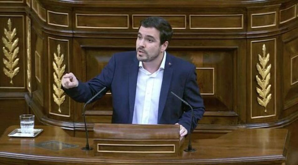 Garzón exige a Montoro que dimita y apunta a la “asunción de inmediatas y ejemplares responsabilidades políticas” en el Gobierno tras tumbar el Constitucional la amnistía fiscal del PP