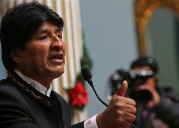 Bolivia. Evo Morales le contesta a Piñera: “Un presidente indígena jamás callará ante el jefe de la oligarquía pinochetista”