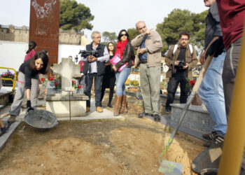 IU «satisfecha» después de que una jueza de Paterna abra diligencias por las víctimas de los fusilamientos franquistas halladas en una fosa común en paterna