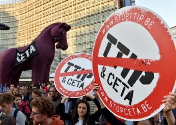 330 organizaciones y una amplia representación de la sociedad civil firman una carta instando a los grupos parlamentarios a no ratificar el CETA