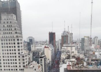 La CTEP movilizó a decenas de miles de trabajadores y trabajadoras hacia el Ministerio de Trabajo en Argentina