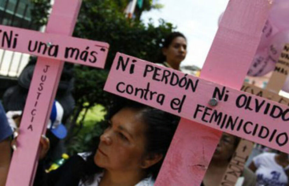 Feminicidios en Colombia: Una barbarie que crece y condiciona la paz