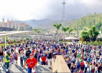 ¡Victoria chavista! Miguel Salazar a la oposición: “Tómense la tensión y pidan un valium porque la vaina pasa de 7.5millones de voto»