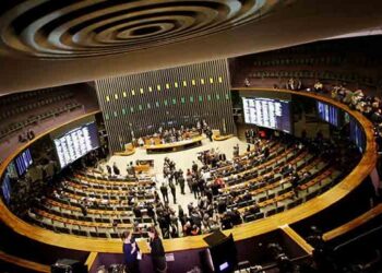 Brasil despierta con los ojos puestos en el Congreso
