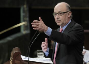 En Comú Podem demana la compareixença de Cristóbal Montoro al Congrés