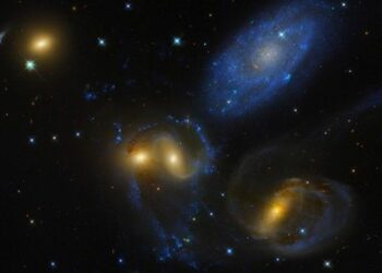 Astrónomos indios descubren supercúmulo de galaxias gigantes
