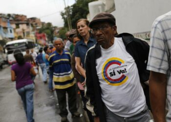Albiol felicita al pueblo venezolano “por responder con democracia a la violencia y al miedo” y exige “respeto y no injerencia” a la UE y al Gobierno de Rajoy
