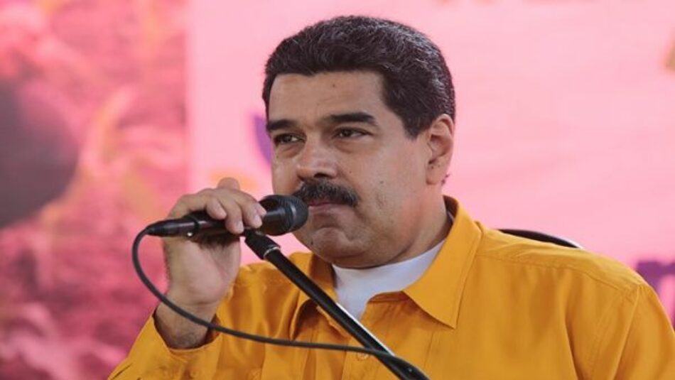 Maduro exige a Trump rectificar su política hacia Venezuela