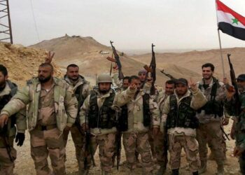 Experto francés: Ejército sirio liberará Deir Ezzor este otoño