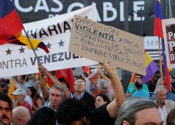 Constitución del Comité español de Solidaridad con la Revolución Bolivariana