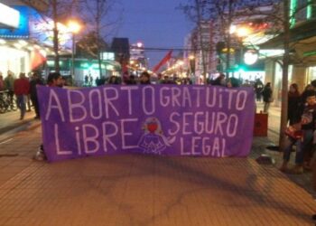 Chile. Marchan por el derecho al aborto libre, seguro y gratuito en Concepción y Talca