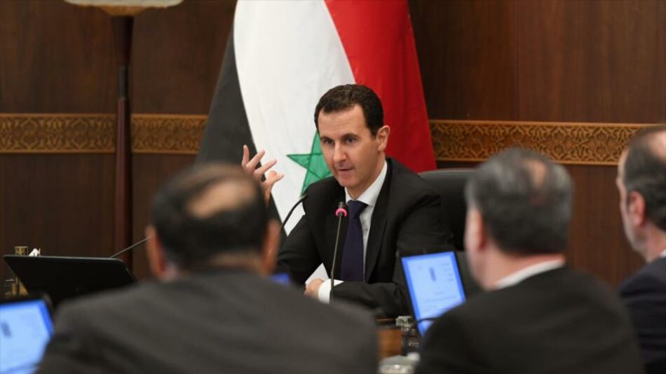 EEUU da ayuda desesperada con dinero a Siria, si Al-Asad renuncia