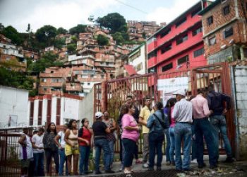 VENEZUELA: El audio de Whatsapp que mi amigo me envía desde Caracas me informa mejor que toda la prensa española