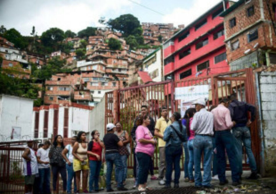 VENEZUELA: El audio de Whatsapp que mi amigo me envía desde Caracas me informa mejor que toda la prensa española