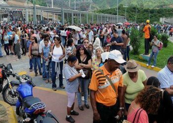 Cómo no dar una noticia. Paraperiodistas españoles ante la Constituyente venezolana