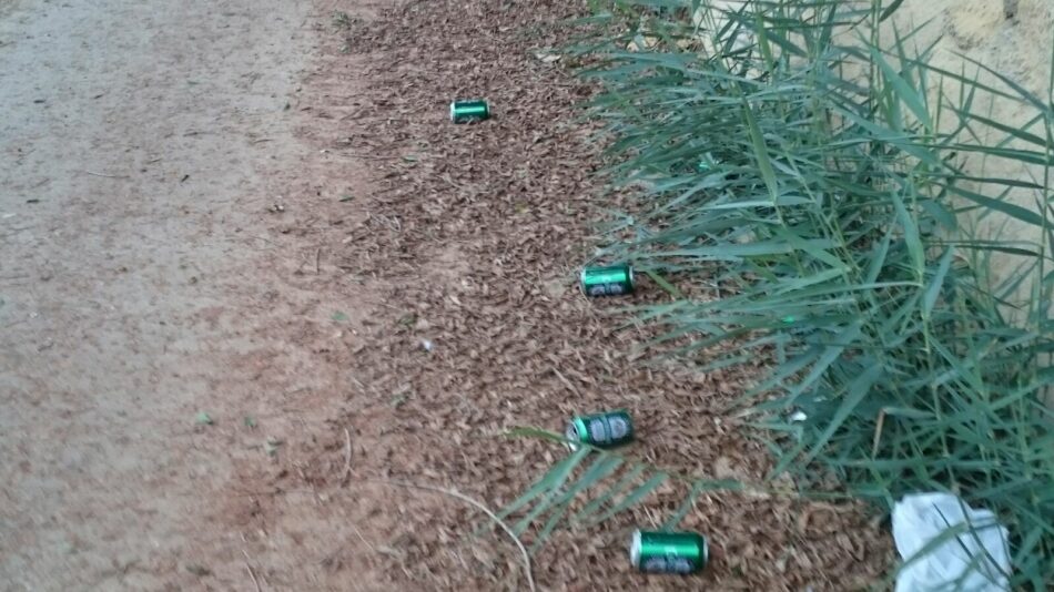 Cambiemos Murcia denuncia la acumulación de basuras en la orilla del río Segura