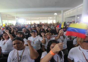 Congreso Binacional de Mujeres rechaza ataques de Juan Manuel Santos a Venezuela