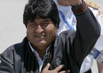 Evo Morales rechaza amenaza de Vicente Fox a Maduro
