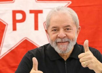 Mi título es cada victoria del pueblo, afirma Lula tras impedimento de recibir Honoris Causa en Brasil